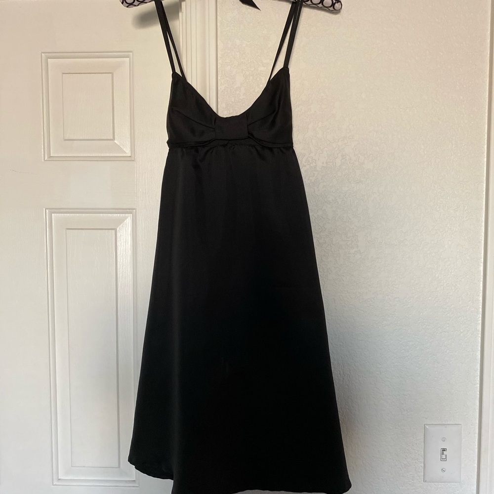 Volcolm Fun flirty dainty little black dress